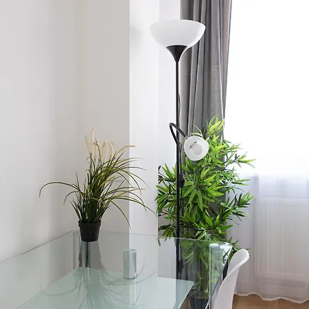 Rentplanet - Apartamenty Domaniewska Warszawa Zewnętrze zdjęcie