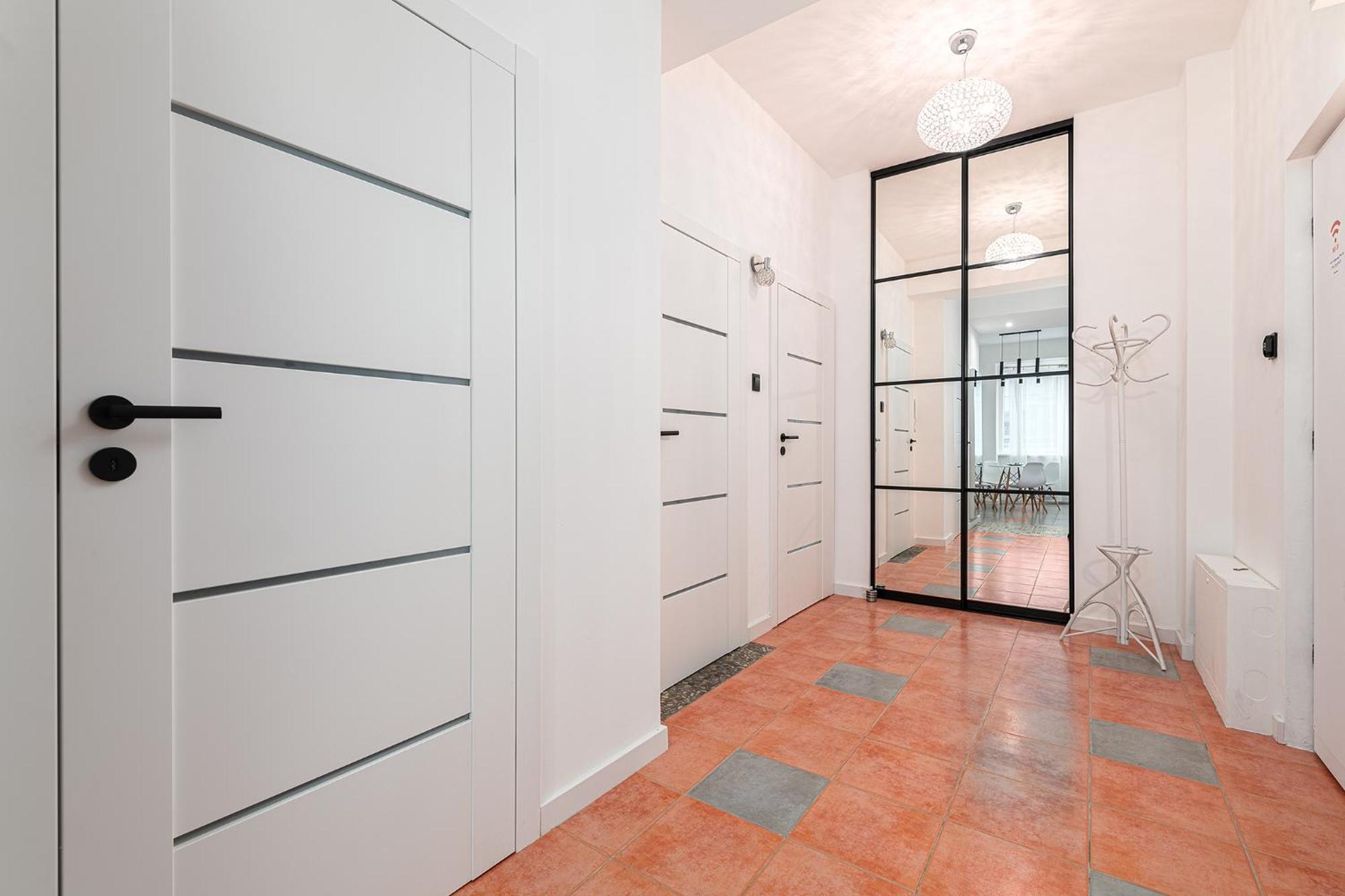 Rentplanet - Domaniewska Appartamento